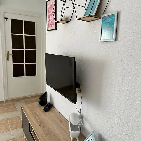 Carmina Apartment, Disfruta Del Sol Y Del Relax! Apartman *